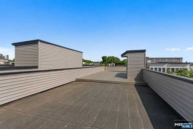 99 Van Horne Street 2, Jersey City, NJ 07304