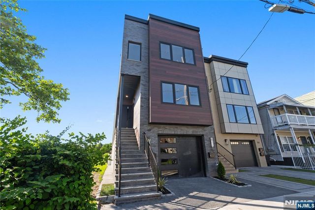 99 Van Horne Street 2, Jersey City, NJ 07304