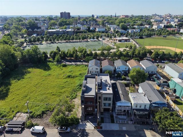 99 Van Horne Street 2, Jersey City, NJ 07304