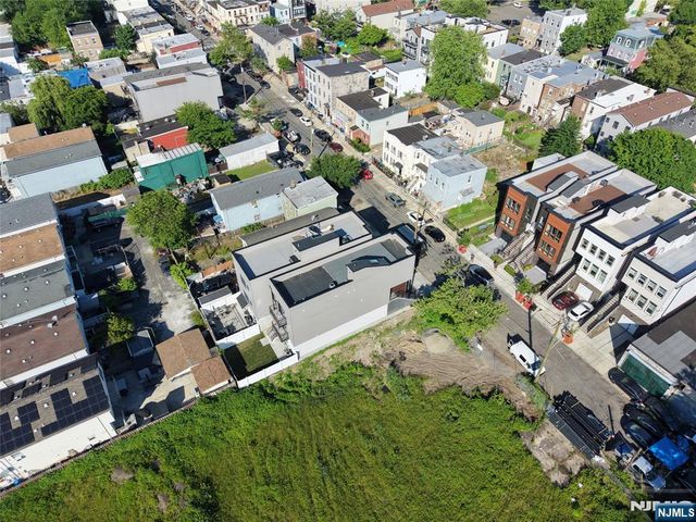 99 Van Horne Street 2, Jersey City, NJ 07304