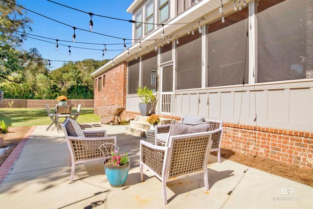 19279 Fairfax Drive, Fairhope, AL 36532