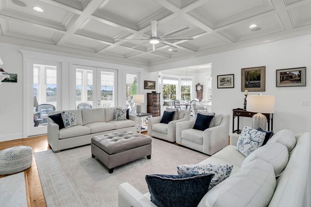 2805 Parkers Landing Road, Mount Pleasant, SC 29466