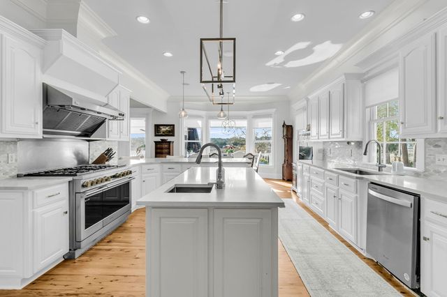 2805 Parkers Landing Road, Mount Pleasant, SC 29466