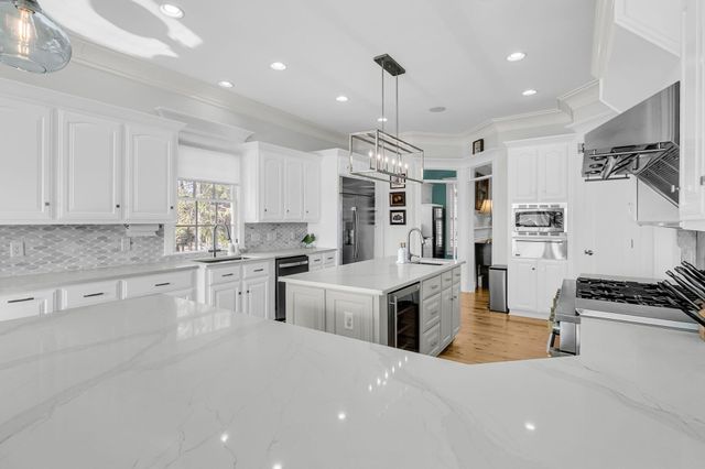 2805 Parkers Landing Road, Mount Pleasant, SC 29466