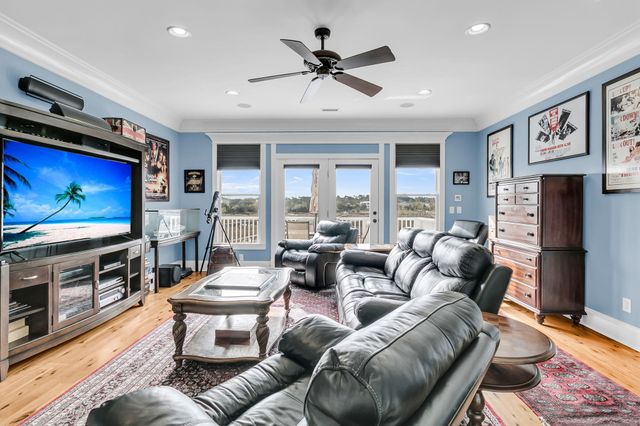 2805 Parkers Landing Road, Mount Pleasant, SC 29466