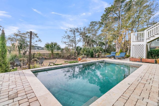 2805 Parkers Landing Road, Mount Pleasant, SC 29466