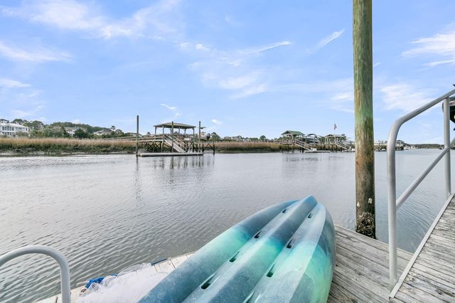 2805 Parkers Landing Road, Mount Pleasant, SC 29466