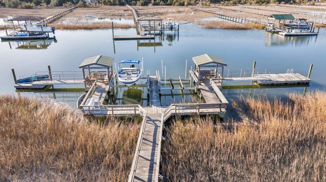 2805 Parkers Landing Road, Mount Pleasant, SC 29466