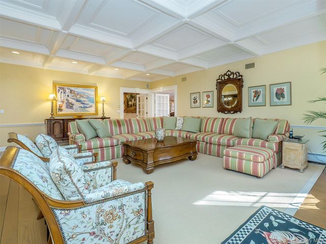 5 Danton Lane S, Locust Valley, NY 11560