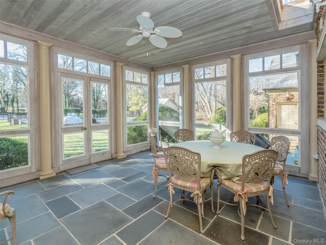 5 Danton Lane S, Locust Valley, NY 11560