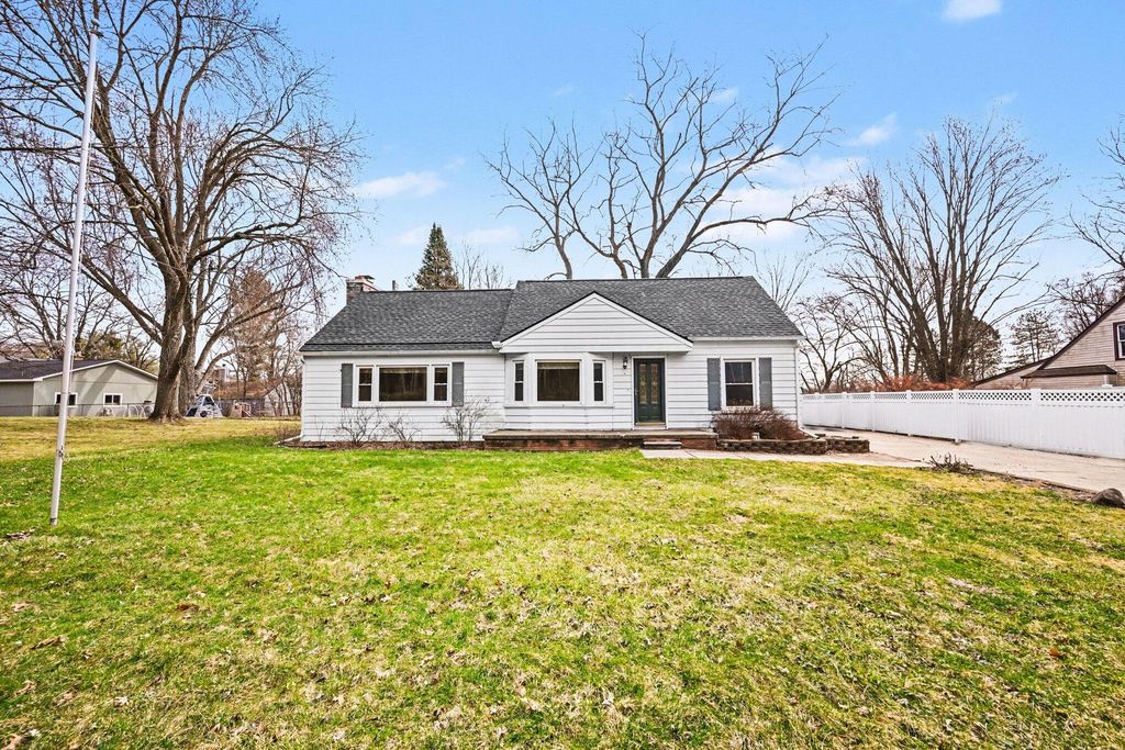 3418 N Dixboro Road, Superior Twp, MI 48105