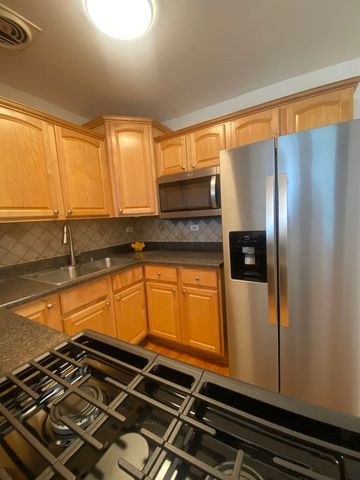 4600 N Cumberland Avenue 612, Chicago, IL 60656