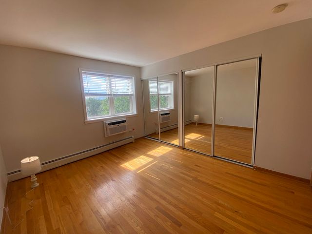 4600 N Cumberland Avenue 612, Chicago, IL 60656