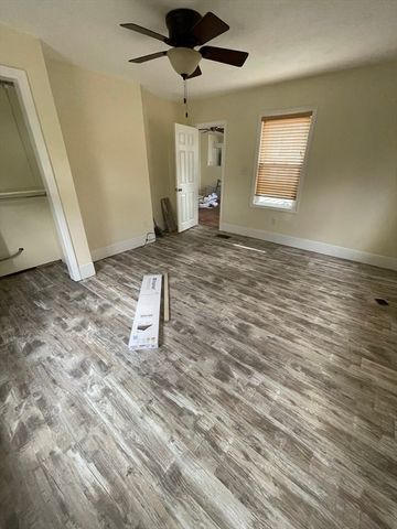 20 Church Ave, East Bridgewater, MA 02333