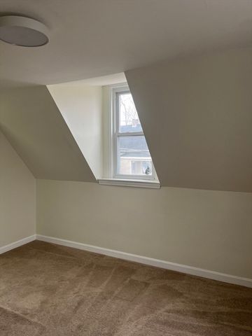 20 Church Ave, East Bridgewater, MA 02333