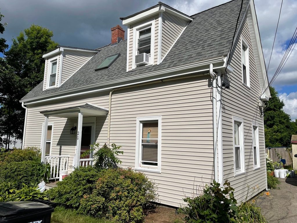 20 Church Ave, East Bridgewater, MA 02333