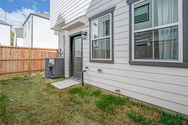 5418 Wheatley Street D, Houston, TX 77091