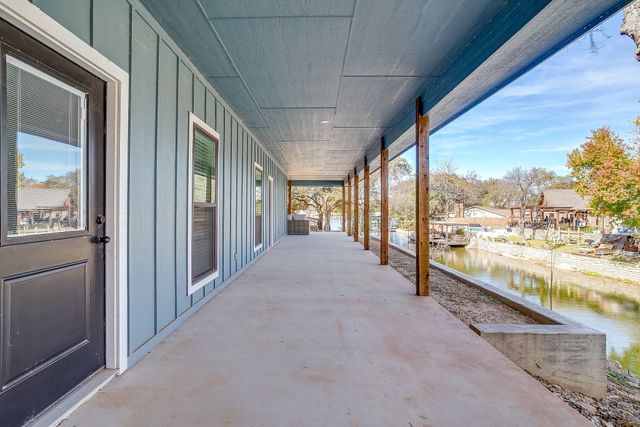 3815 Silver Creek Court, Granbury, TX 76048