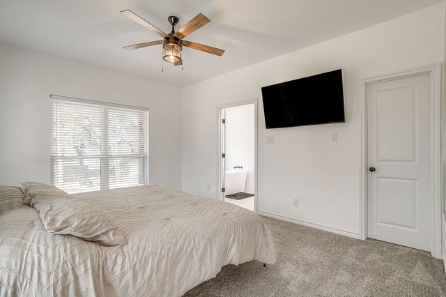 3815 Silver Creek Court, Granbury, TX 76048