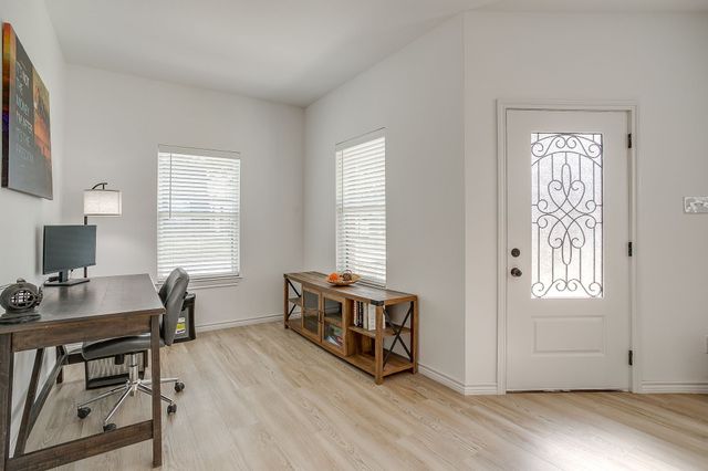 3815 Silver Creek Court, Granbury, TX 76048