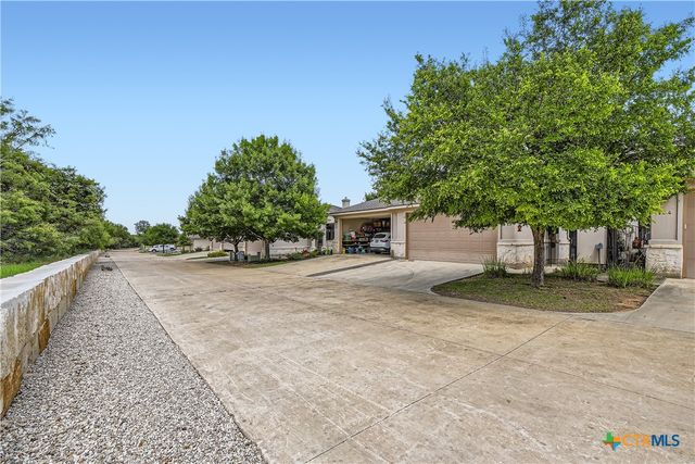 462 Stagecoach Trail, San Marcos, TX 78666