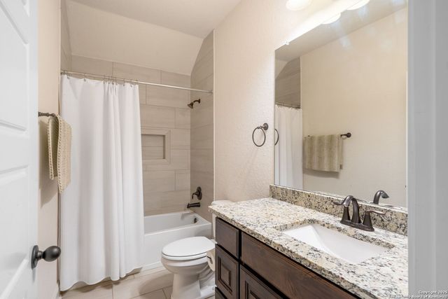 8222 Dahlia Run, San Antonio, TX 78015