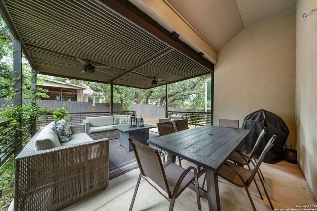 8222 Dahlia Run, San Antonio, TX 78015