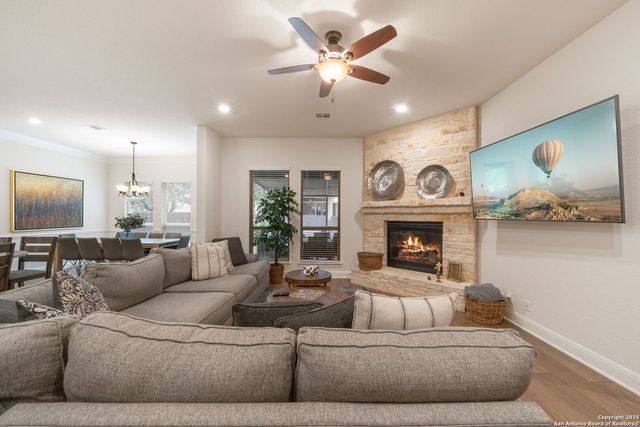 8222 Dahlia Run, San Antonio, TX 78015