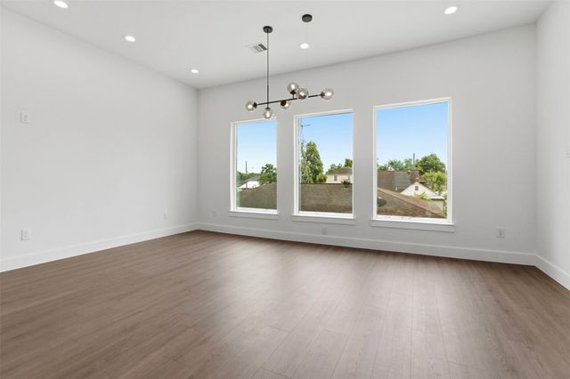 5512 Hardy Street, Houston, TX 77009