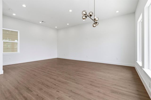 5512 Hardy Street, Houston, TX 77009