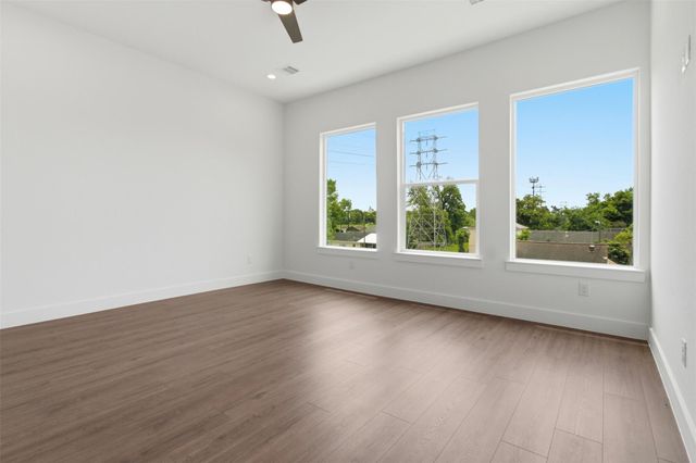 5512 Hardy Street, Houston, TX 77009