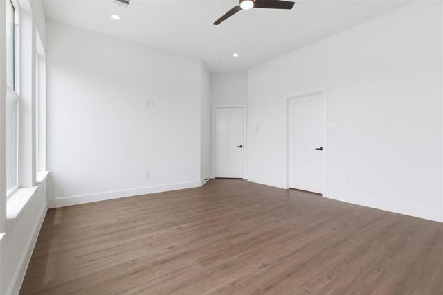 5512 Hardy Street, Houston, TX 77009