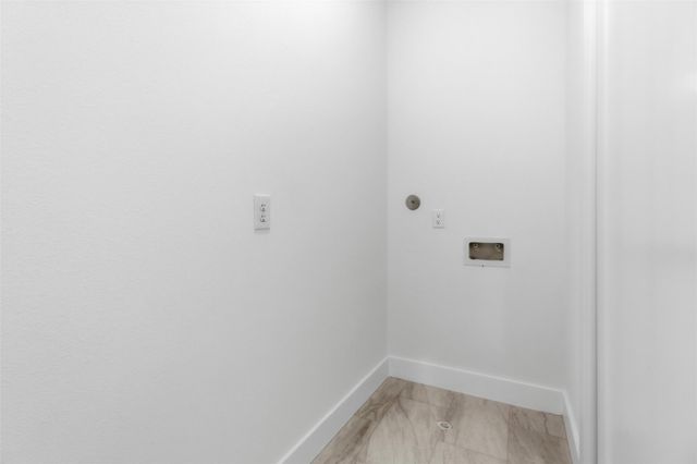 5512 Hardy Street, Houston, TX 77009