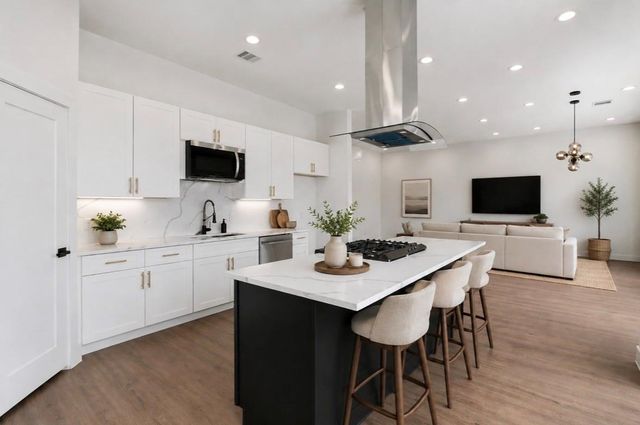 5512 Hardy Street, Houston, TX 77009
