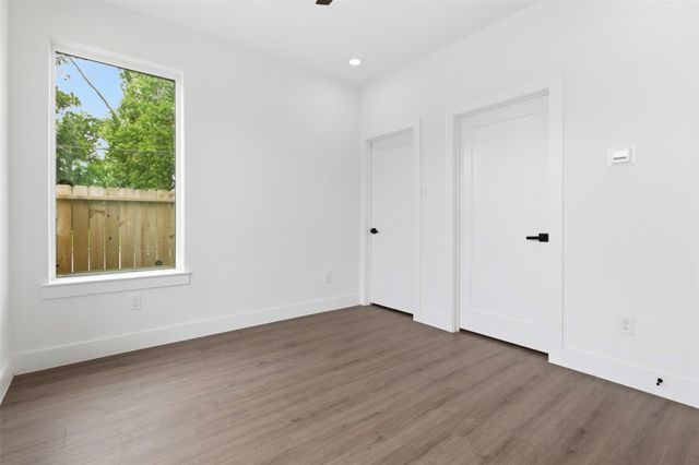 5512 Hardy Street, Houston, TX 77009