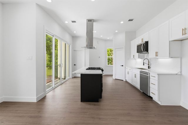 5512 Hardy Street, Houston, TX 77009