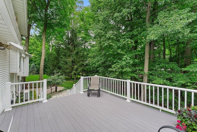 152 GARDEN GATE COURT, Green Bay, WI 54313