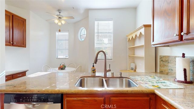 4630 Woodley 302, Encino, CA 91436