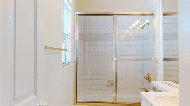 4630 Woodley 302, Encino, CA 91436