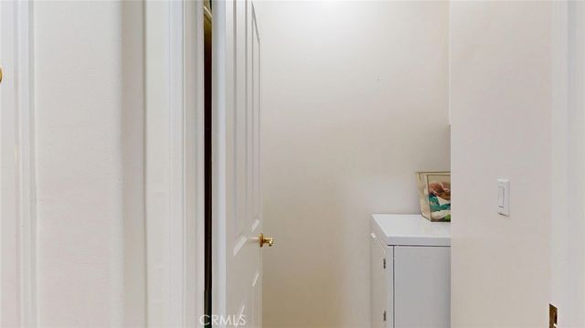 4630 Woodley 302, Encino, CA 91436