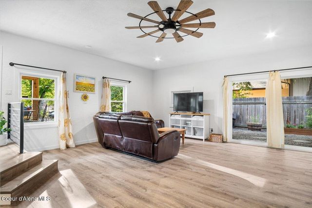 3212 N 7TH ST, Coeur D'alene, ID 83815