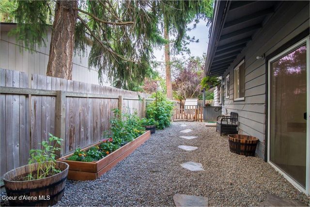 3212 N 7TH ST, Coeur D'alene, ID 83815