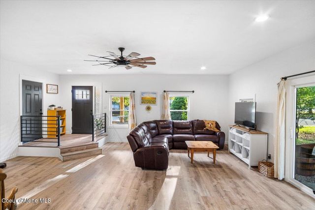 3212 N 7TH ST, Coeur D'alene, ID 83815