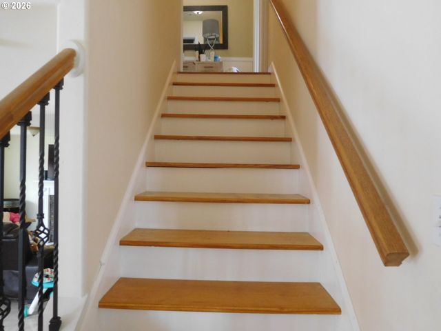 1218 DAVIS St, Milton Freewater, OR 97862