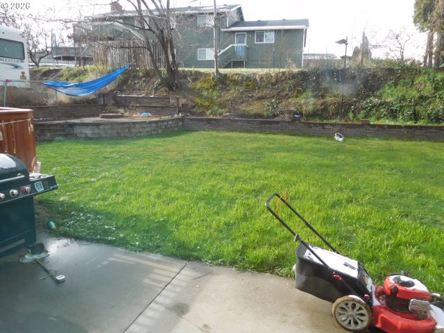 1218 DAVIS St, Milton Freewater, OR 97862