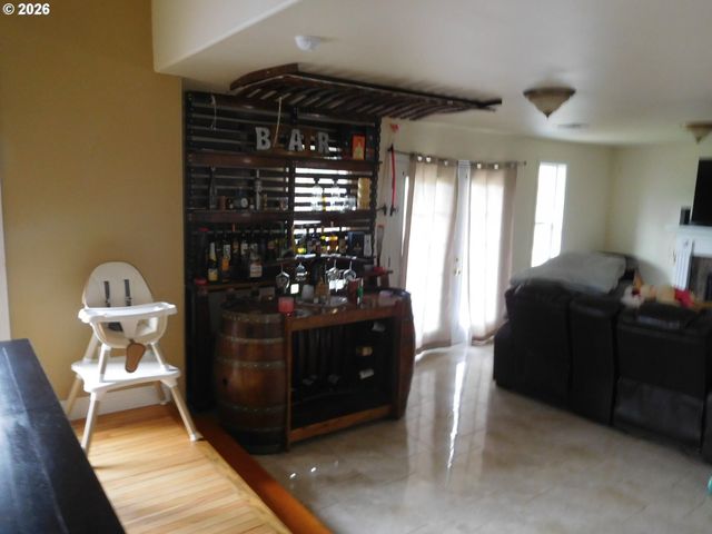 1218 DAVIS St, Milton Freewater, OR 97862