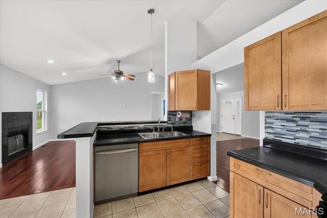 77 Browning Drive, Wright City, MO 63390