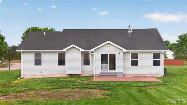 77 Browning Drive, Wright City, MO 63390