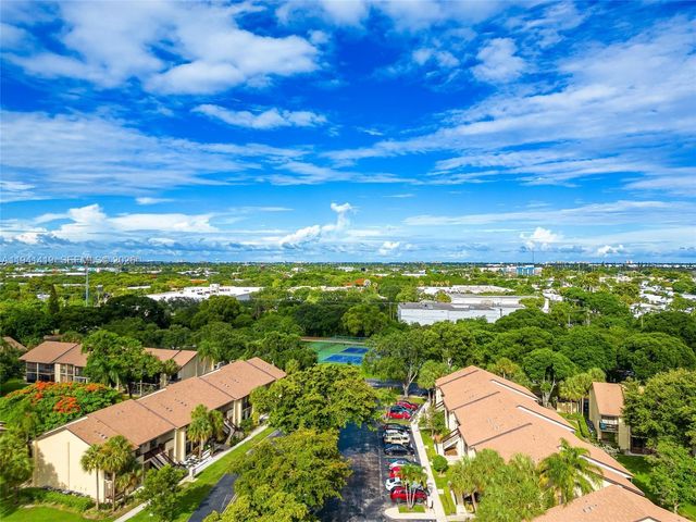 1977 SW 15th St 116, Deerfield Beach, FL 33442