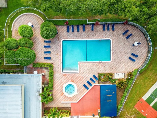 1977 SW 15th St 116, Deerfield Beach, FL 33442